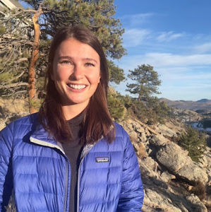 Meet your Posher, Abbey